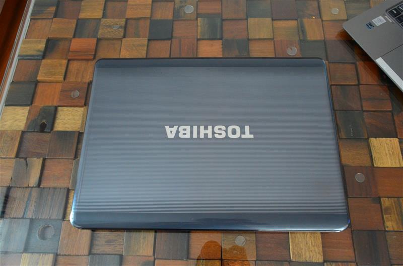 cumpar laptopuri