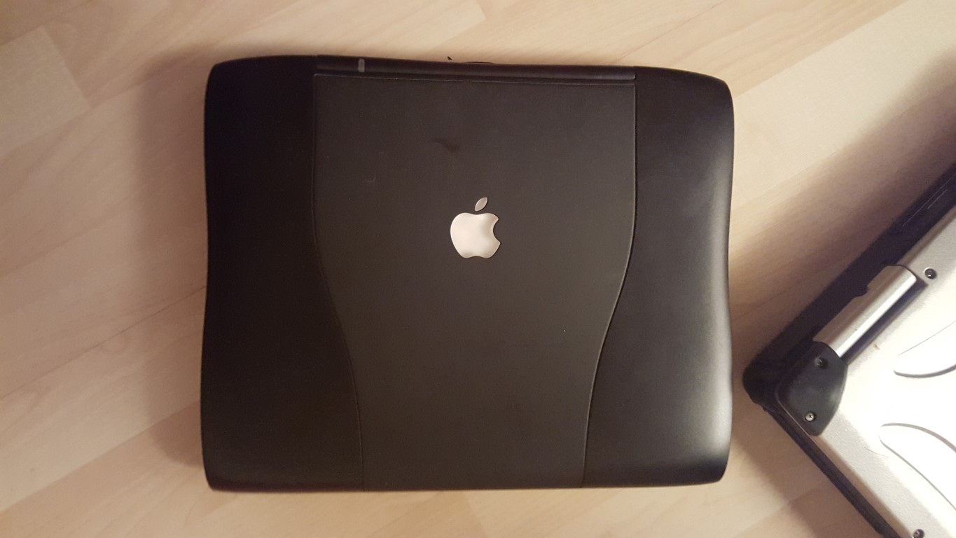cumpar notebook apple